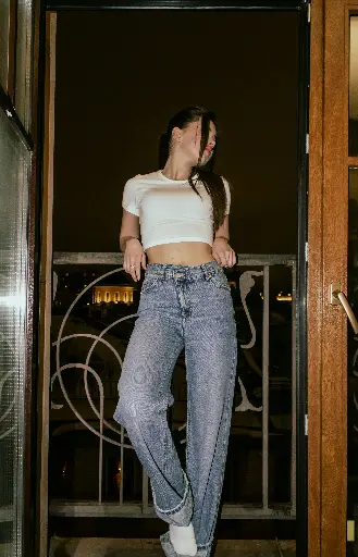 女士高腰直筒牛仔褲